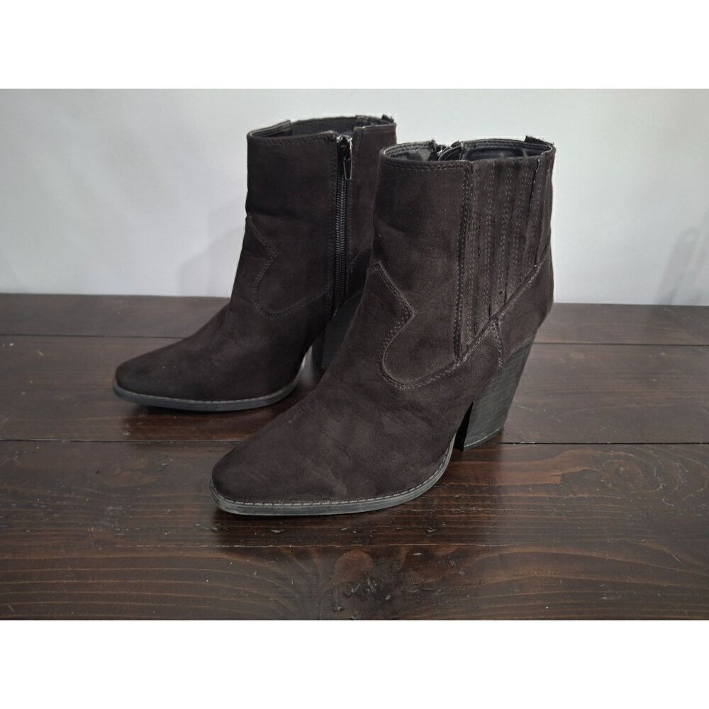 Arula Whitley Black Suede Ankle Booties/Pre-owned, Sz. 7.5W (see description)